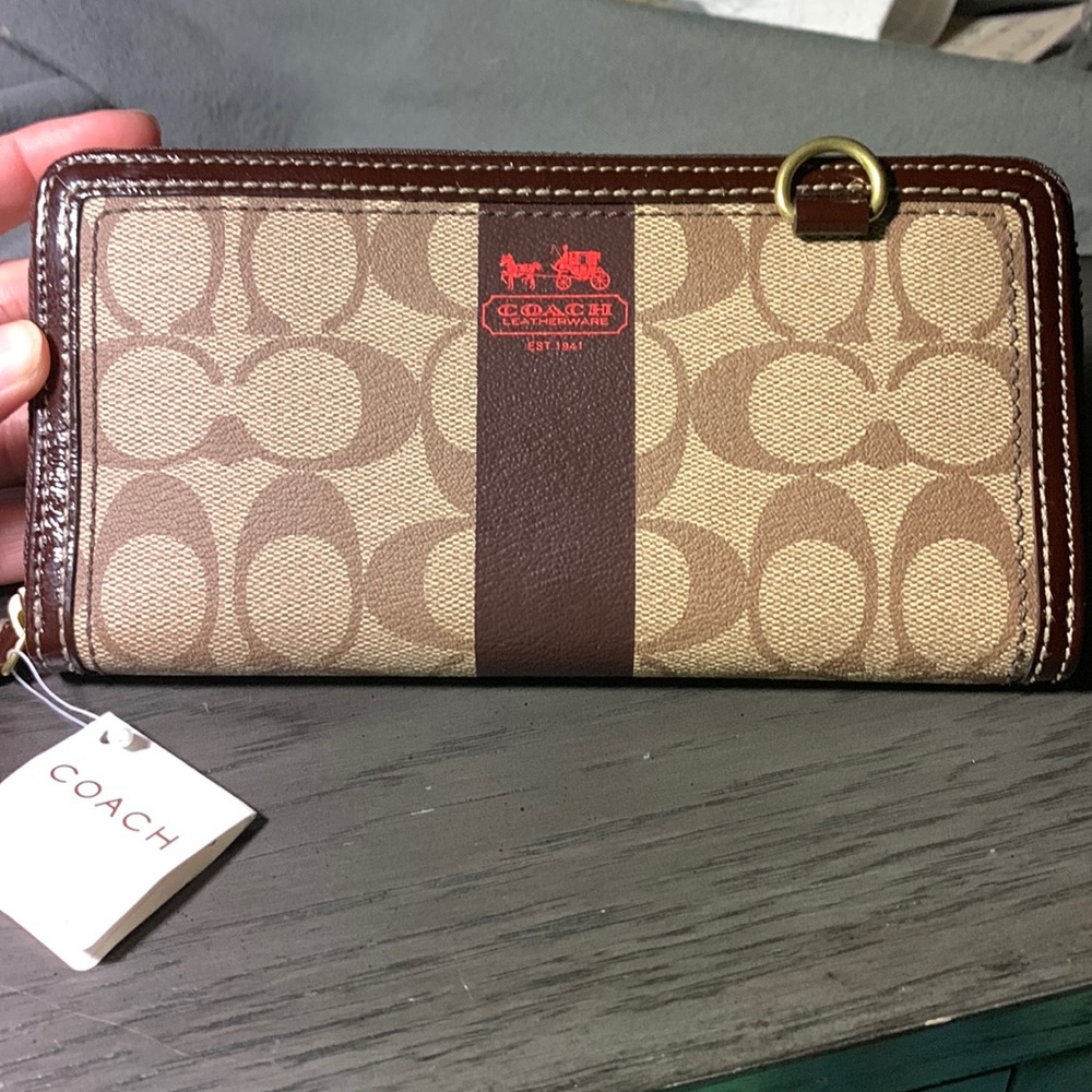 Coach Horse and Carriage Zip Wallet
